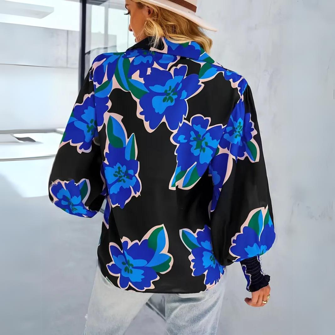 Elegant damebluse med blomster