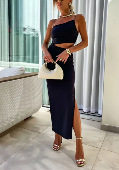 Elegant, ermeløs, sexy og kroppsnær kjole