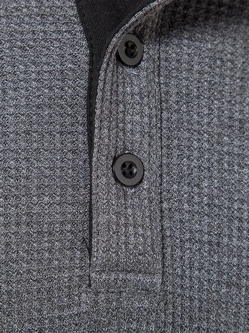 Elegant, ensfarget, langermet poloskjorte for menn