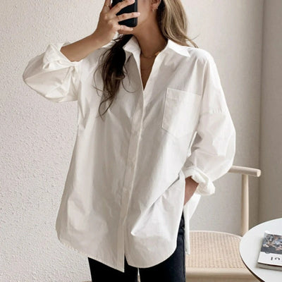 Elegant langermet hvit bluse for kvinner
