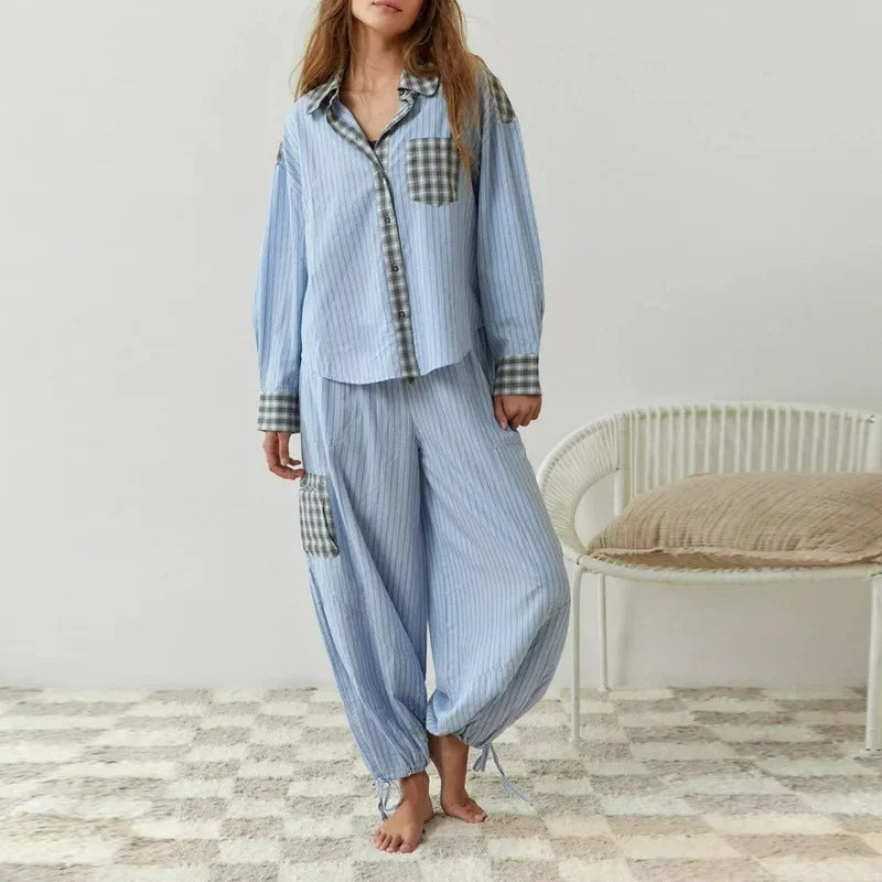 Rutete, stripete pyjamassett for kvinner