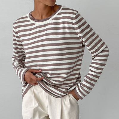 Stripete bluse med eleganse