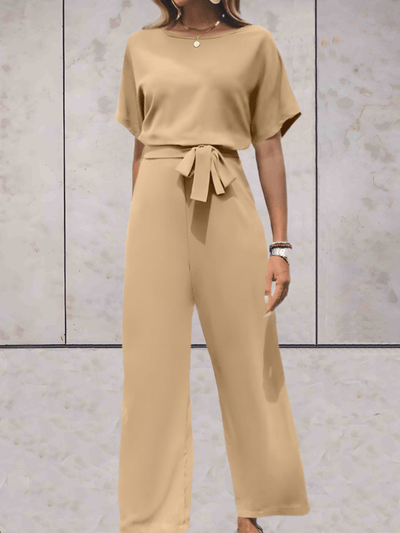 Stilig jumpsuit med rund hals og rette ben for kvinner