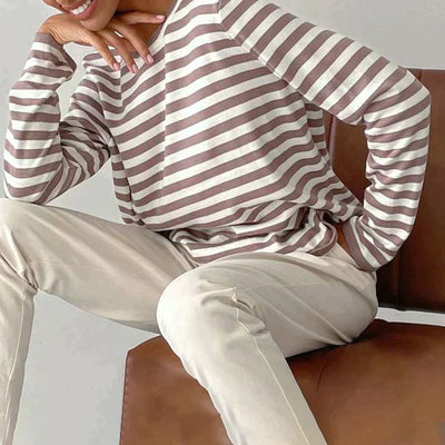 Stripete bluse med eleganse