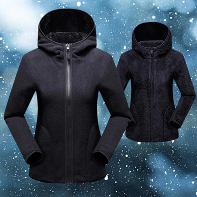 Mitzi - Løs og vendbar hettegenser i korallfarget fleece