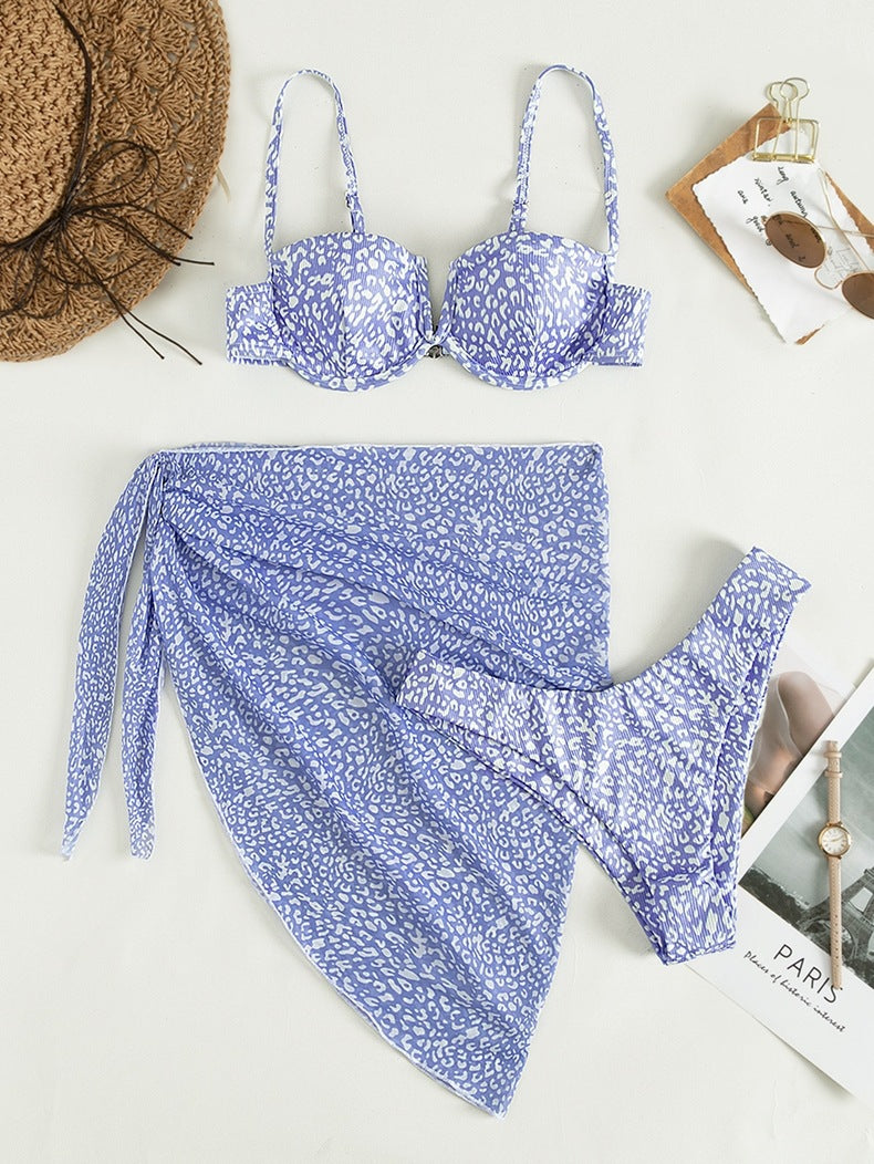 Tredelt bikini med blomstermønster