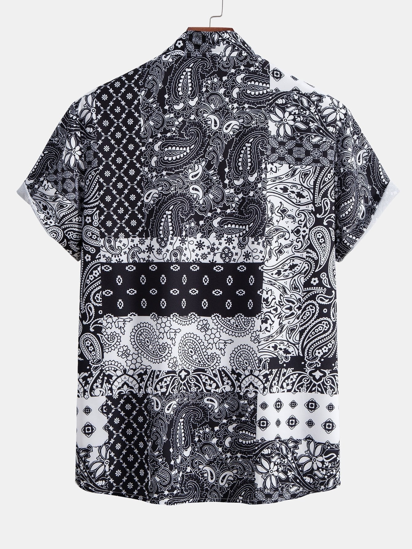Paisley-skjorte med blomstertrykk og lappeteppe