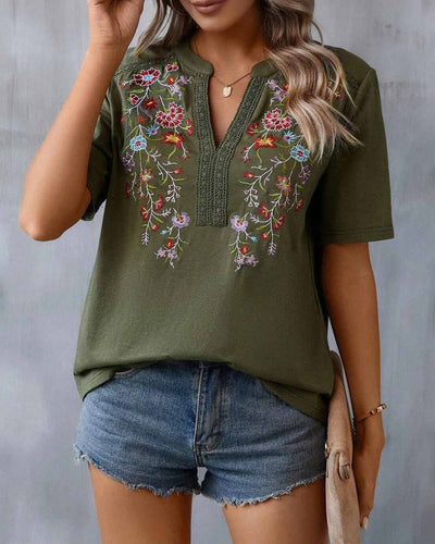 Brodert blomstret bluse for kvinner