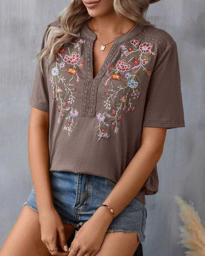Brodert blomstret bluse for kvinner
