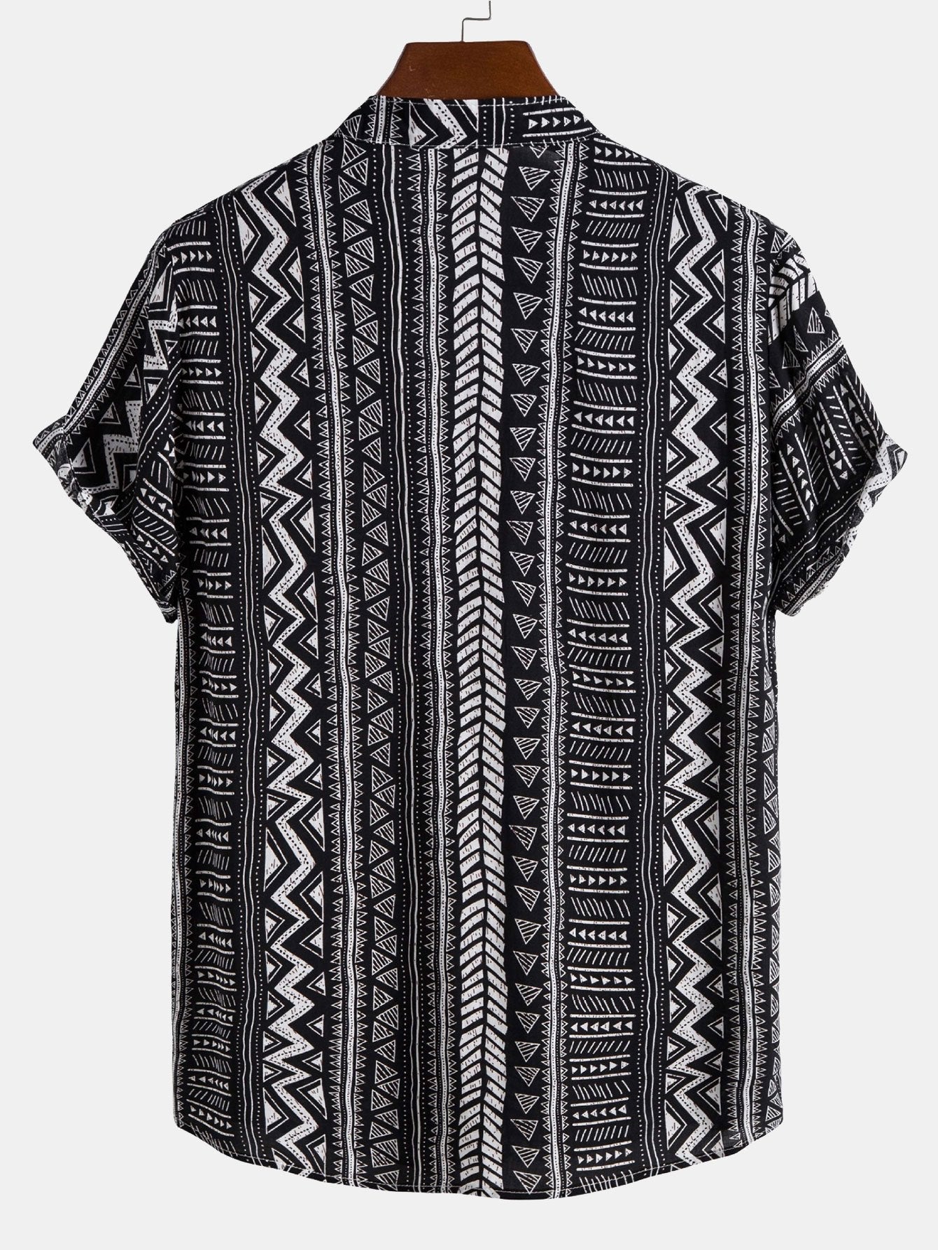 Skjorte med geometrisk tribaltrykk og halv mansjett med Henley-krage