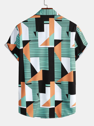 Skjorte med geometrisk stripetrykk
