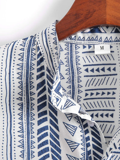 Skjorte med geometrisk tribaltrykk og halv mansjett med Henley-krage