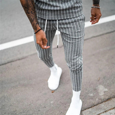 Elegance in action: Elegant treningssett med moderne stil