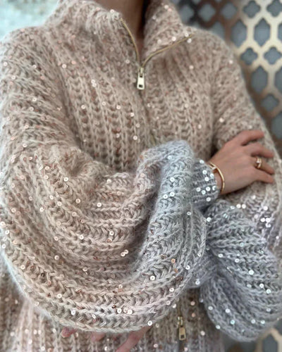 Selina - Den elegante, glitrende kofta med glitter på siden