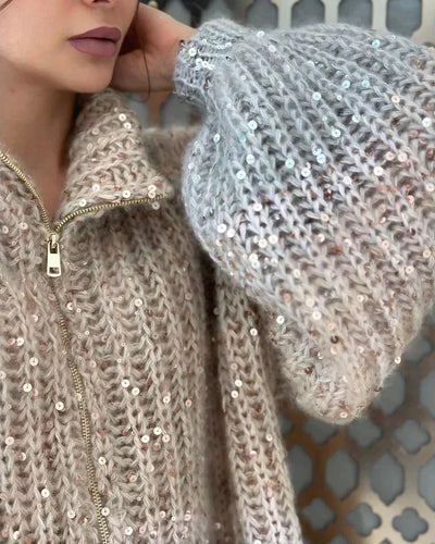 Selina - Den elegante, glitrende kofta med glitter på siden